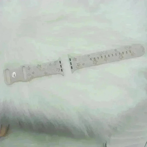 Floral Design Apple Watch Bands in Beige pink 42mm 44mm 45mm 49mm - Picture 3 of 7